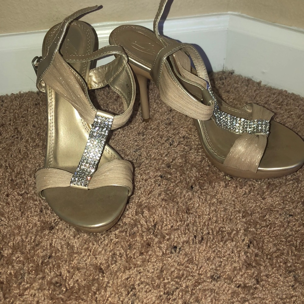 Nude heels